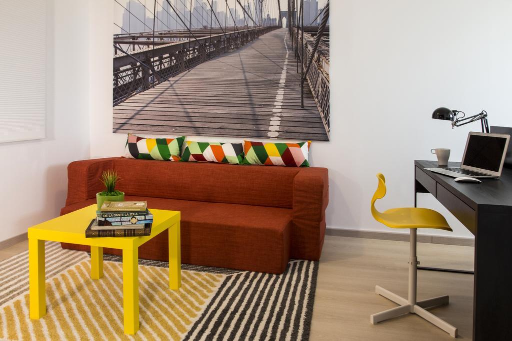 Apartment R By Mrg *