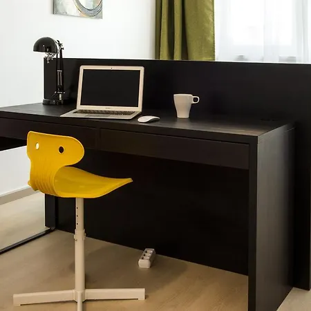 Studio R By Mrg Apartments Bucarest Esterno foto